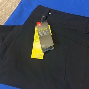 Under Armour Black Men Shorts Flat Front